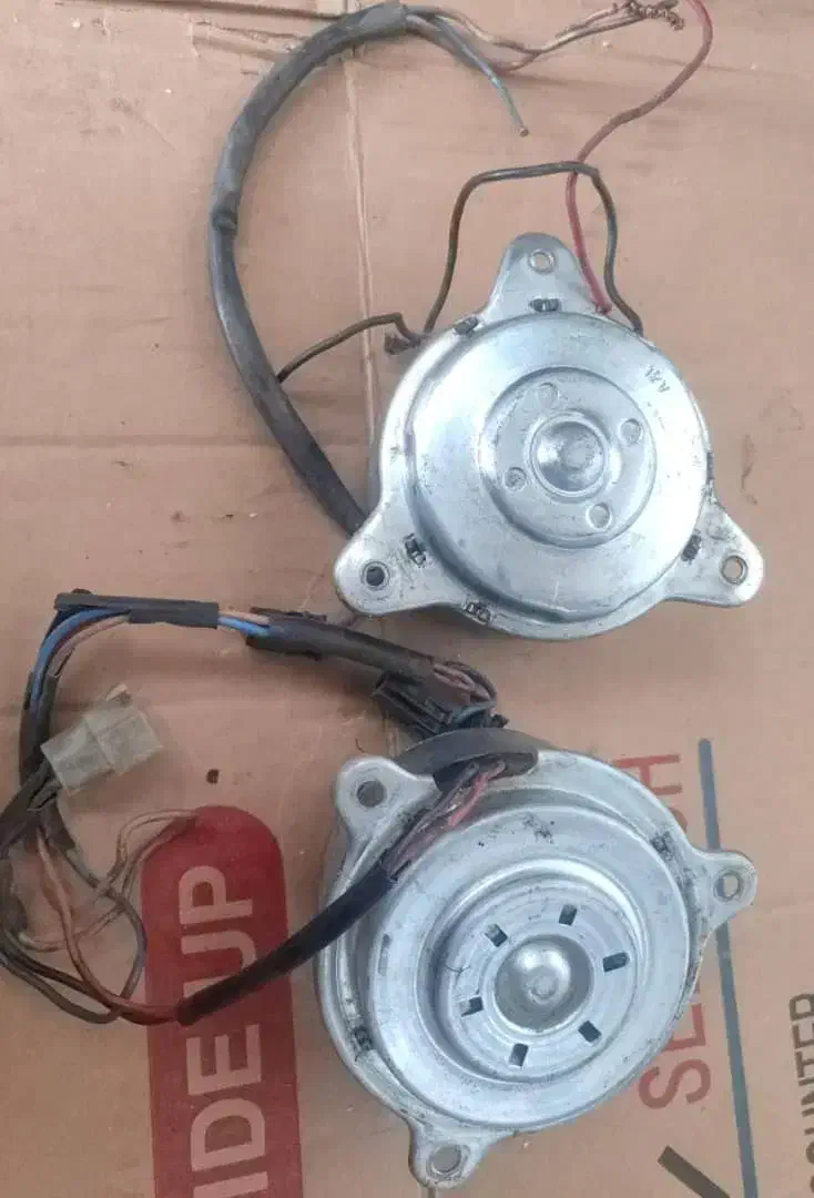 رینگ ولاستیک ۱۶۵ و تودری پرایدو فن دو دور   فرمان|قطعات یدکی و لوازم جانبی|شیراز, پودنک|دیوار