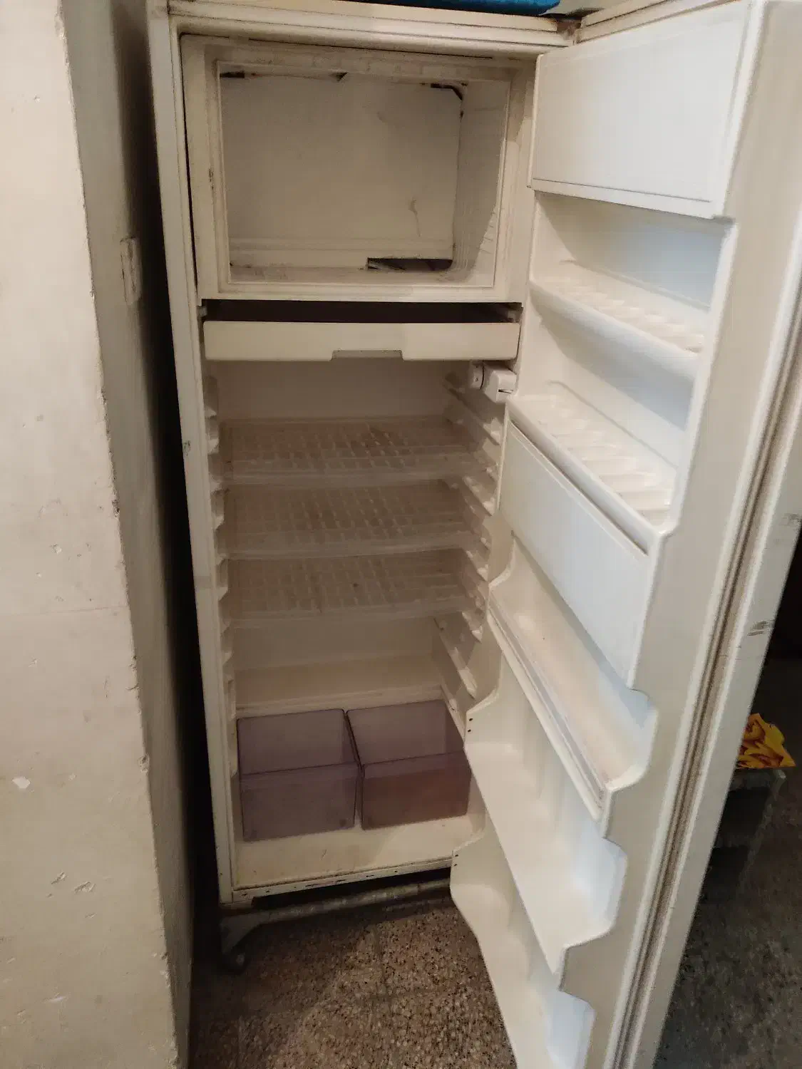 یخچال آزمایش ۱۲ فوت|یخچال و فریزر|شیراز, تپه تلویزیون|دیوار