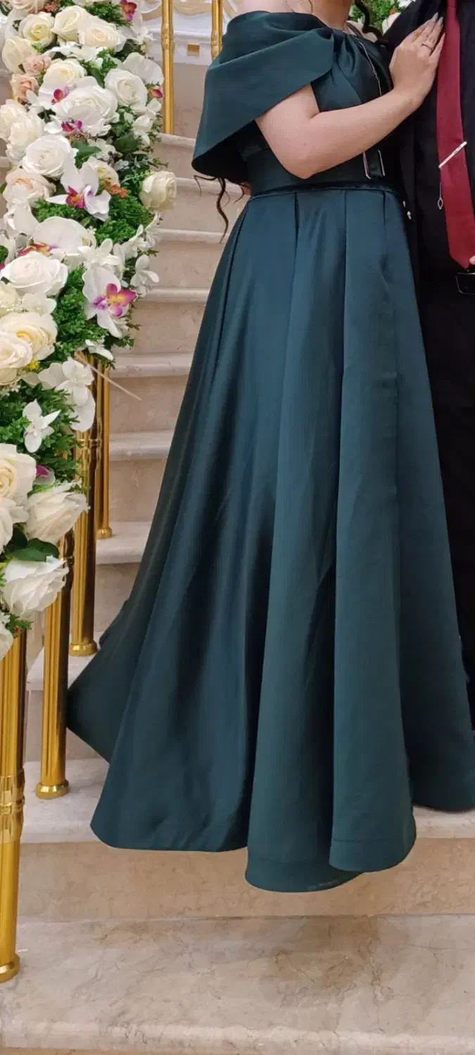 لباس مجلسی|لباس|آستارا, |دیوار