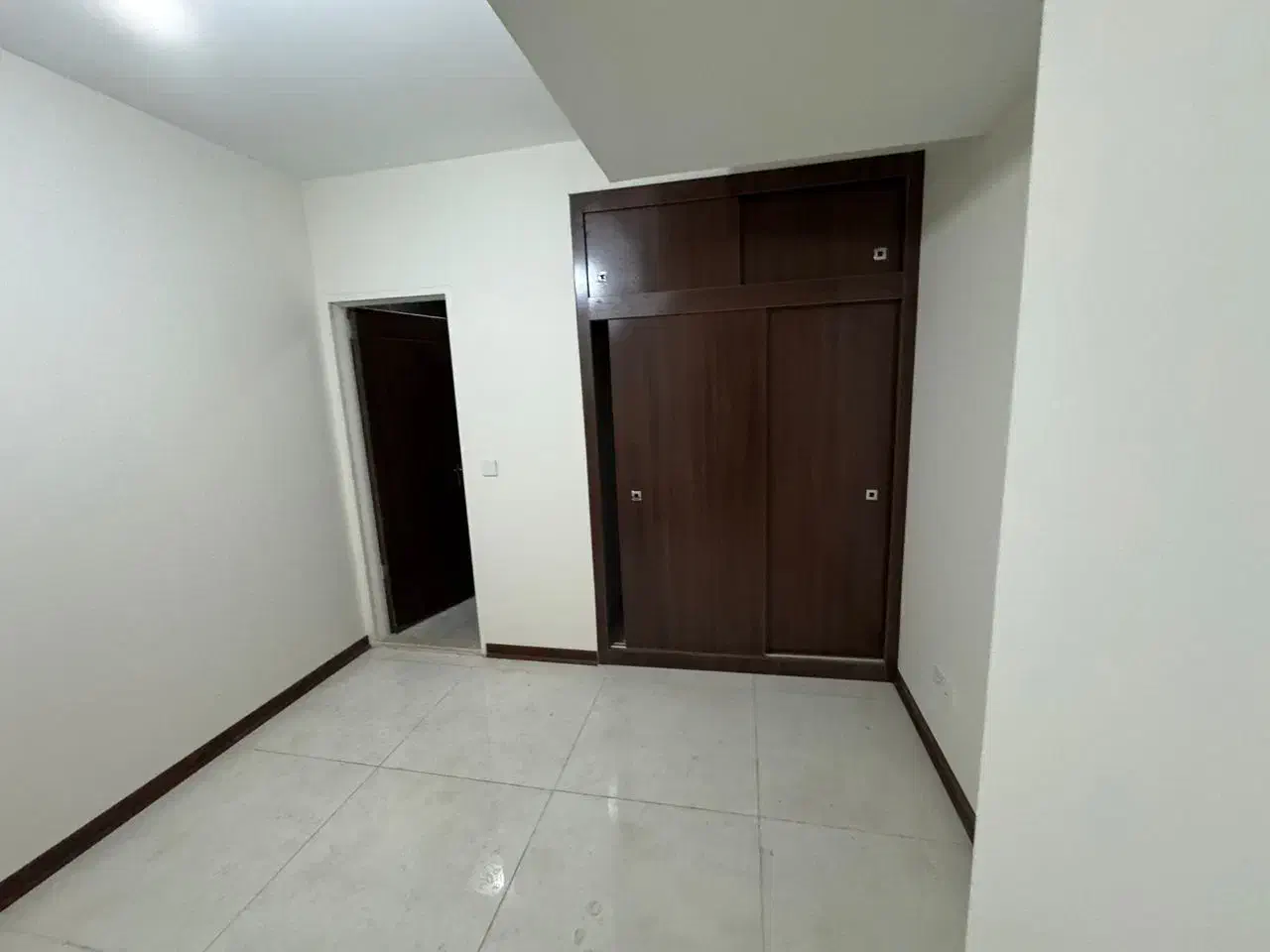 عظیمیه آپارتمان100مترطبقه چهارم رو به نمارهناجاره|اجارهٔ آپارتمان|کرج, عظیمیه|دیوار