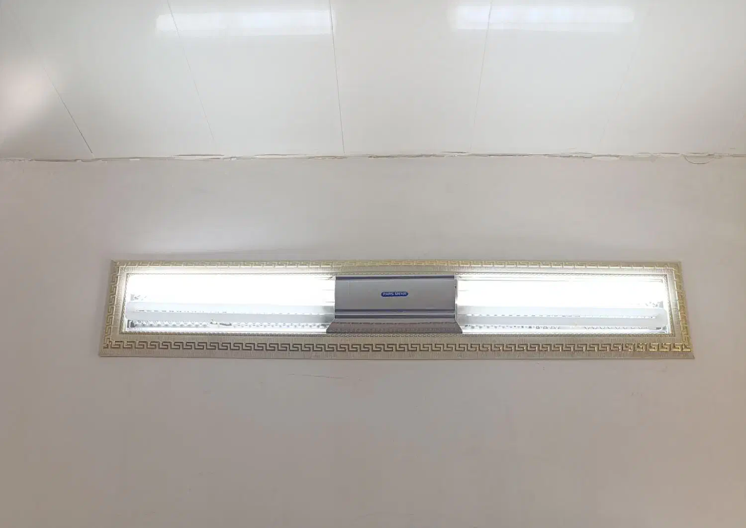 مهتابی دو قلو ،|لامپ و چراغ|گلپایگان, |دیوار