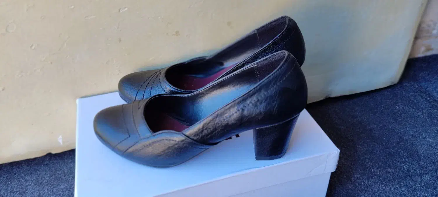 کفش38|کیف، کفش، کمربند|مسجد سلیمان, |دیوار