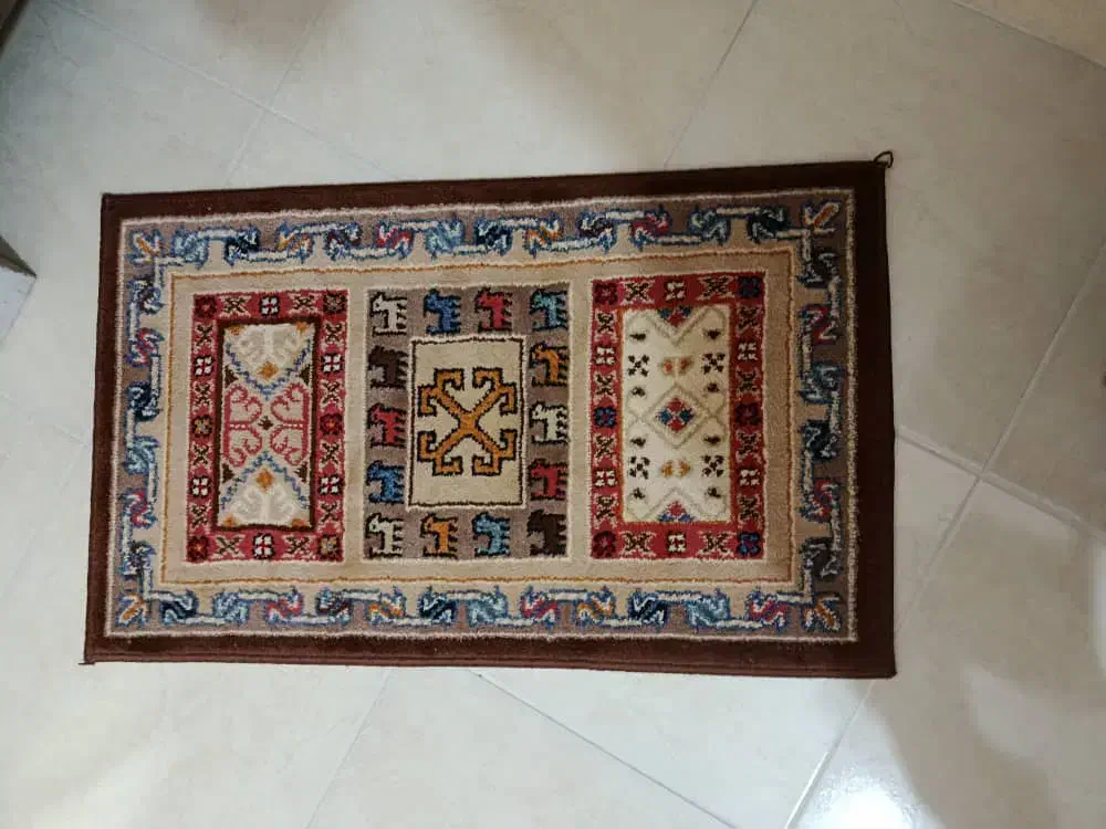 فروش دو عدد قالیچه|فرش|شیراز, سینما سعدی|دیوار