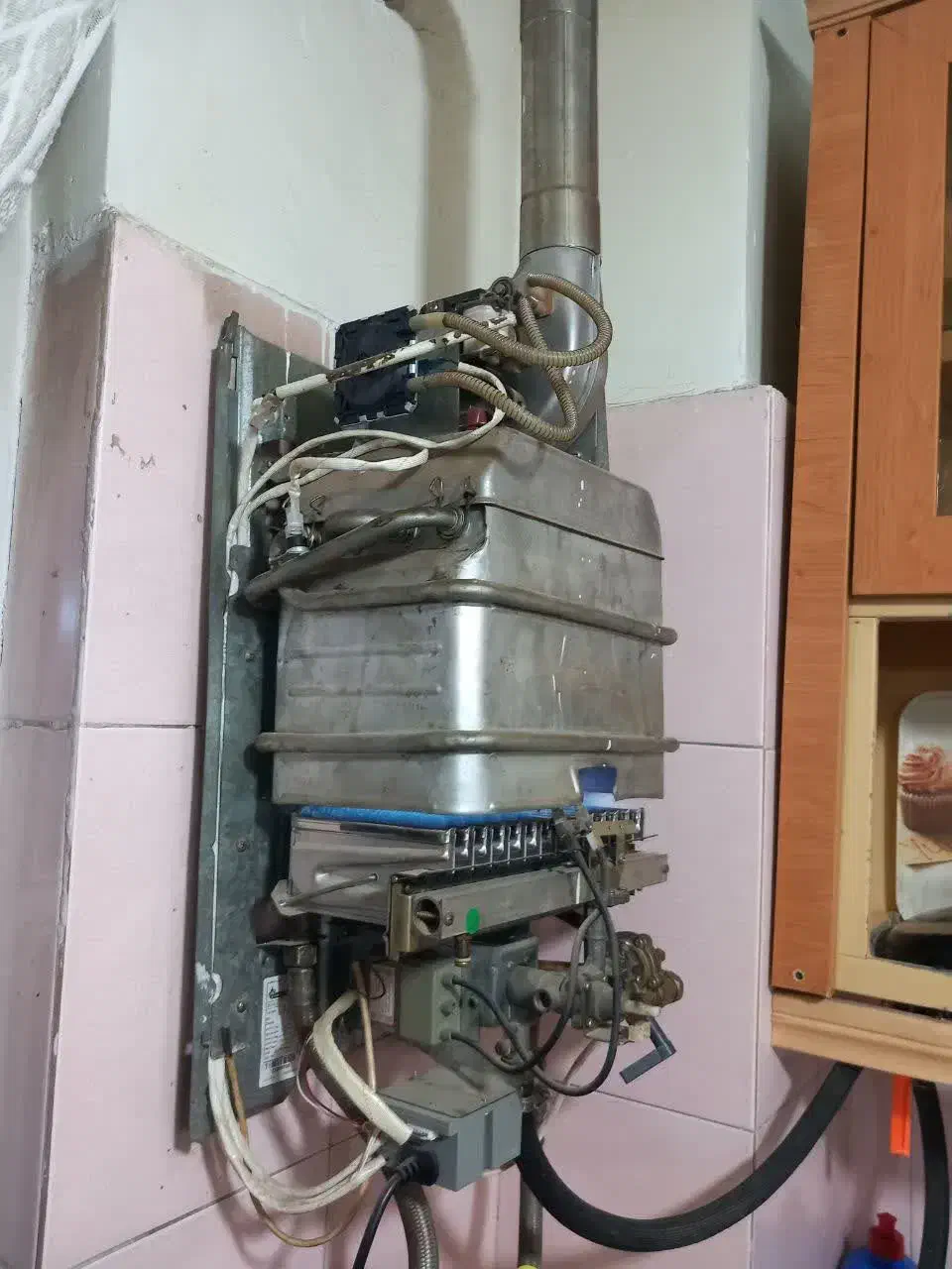 تعمیر سرویس فروش*پکیج ابگرمکن*اندیشه فردیس مارلیک*|آبگرمکن، پکیج، شوفاژ|فردیس, قریشی|دیوار