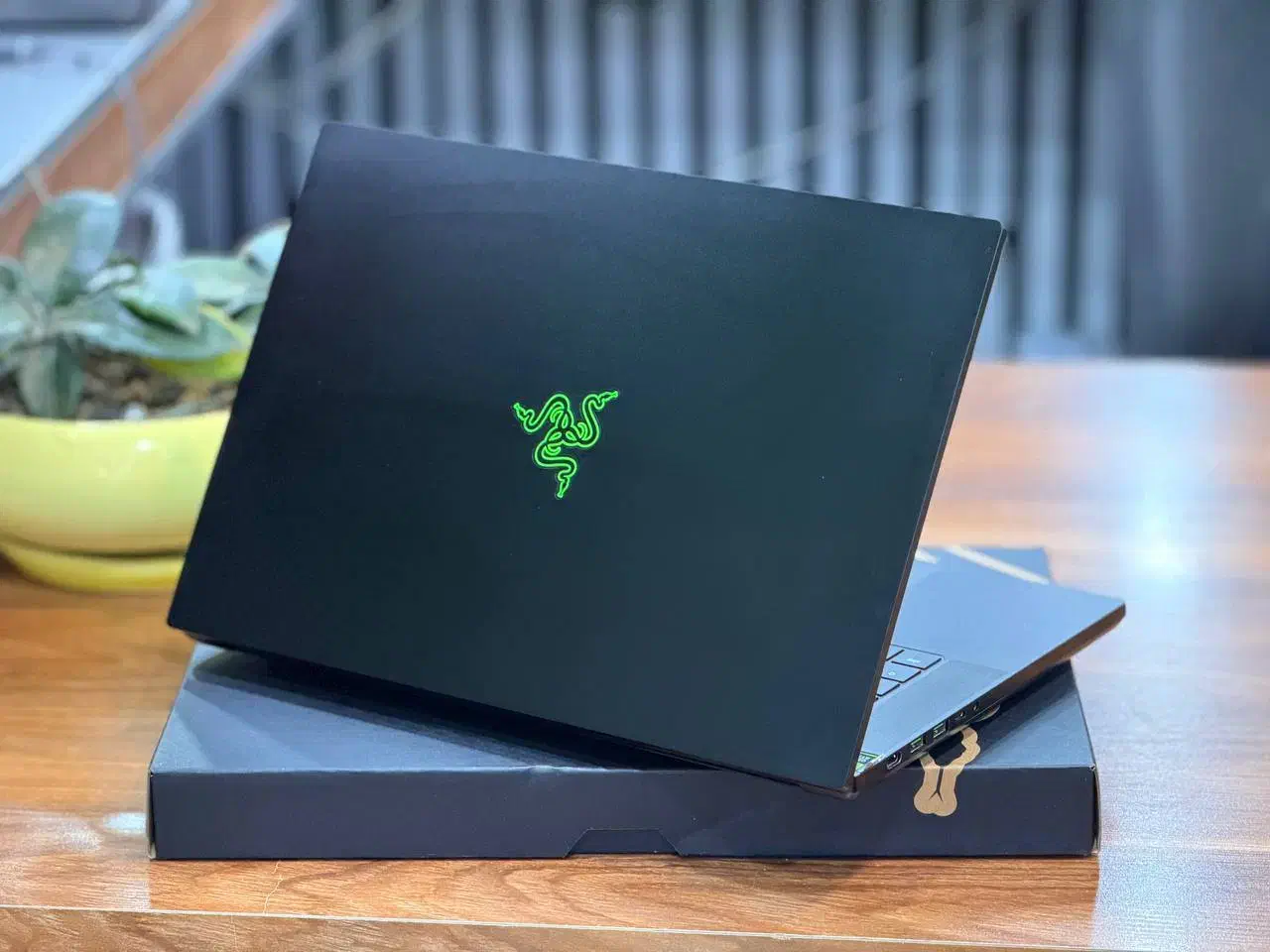 معتبرترین فروشگاه فروش انواع لپتاپ نقد و اقساط|رایانه همراه|تهران, میرداماد|دیوار