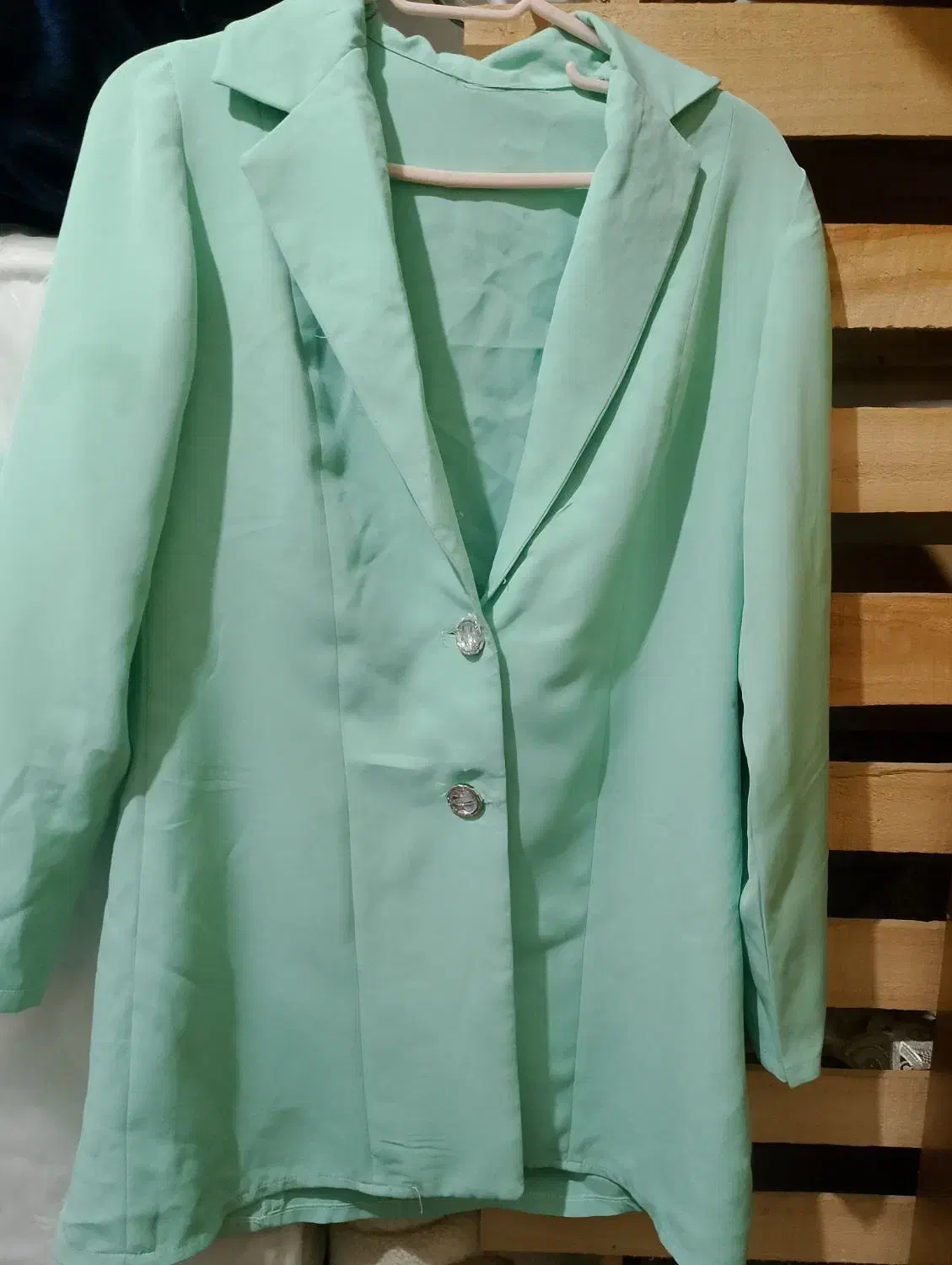 مانتو|لباس|مشهد, خواجه ربیع|دیوار