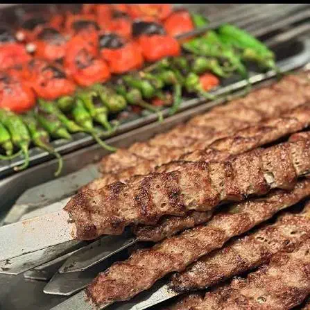 نیرو برای کار در کبابی|استخدام خدمات فروشگاه و رستوران|اسفراین, |دیوار