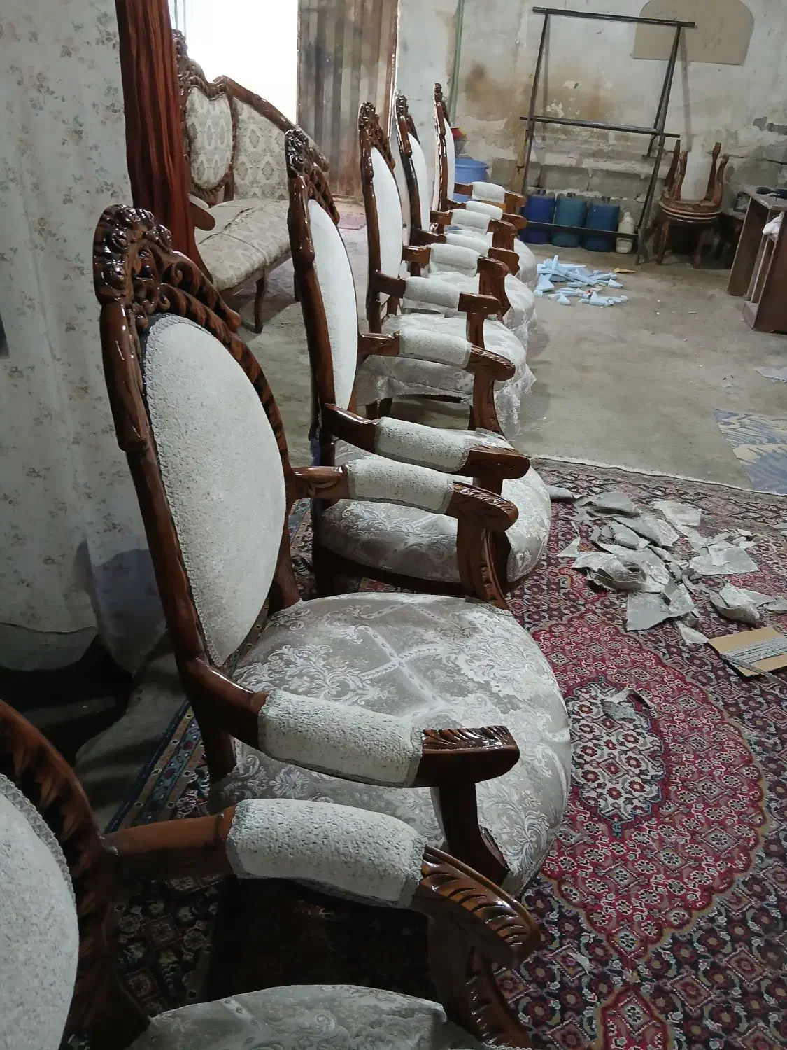 تعمیرات مبل بانازلترین قیمت|خدمات پیشه و مهارت|تبریز, |دیوار