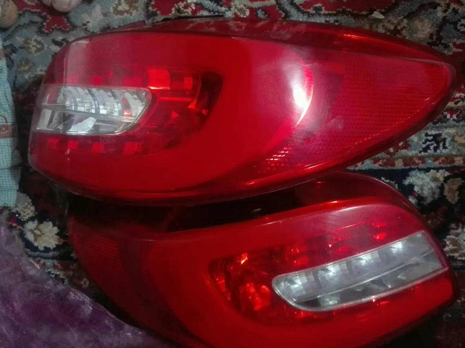 پژه 207 چراغ عغب سالم|قطعات یدکی و لوازم جانبی|میانه, |دیوار