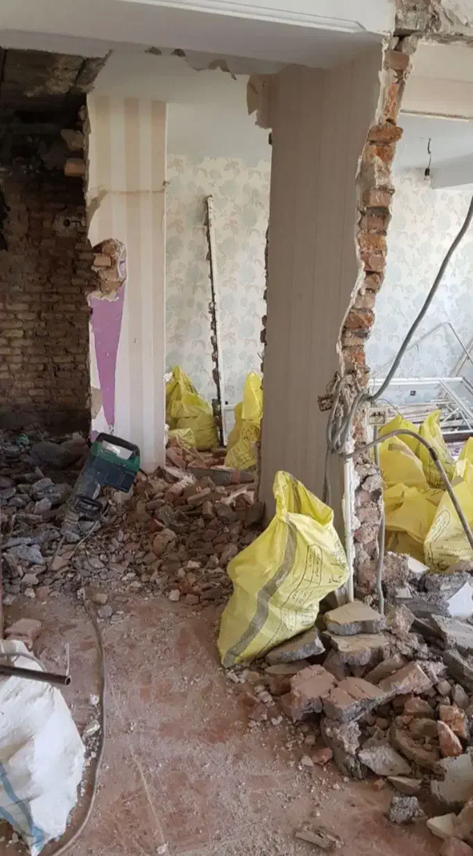 کارگر تخریب کلی و جزنی حذف تیغه های اضافی|خدمات پیشه و مهارت|ارومیه, |دیوار