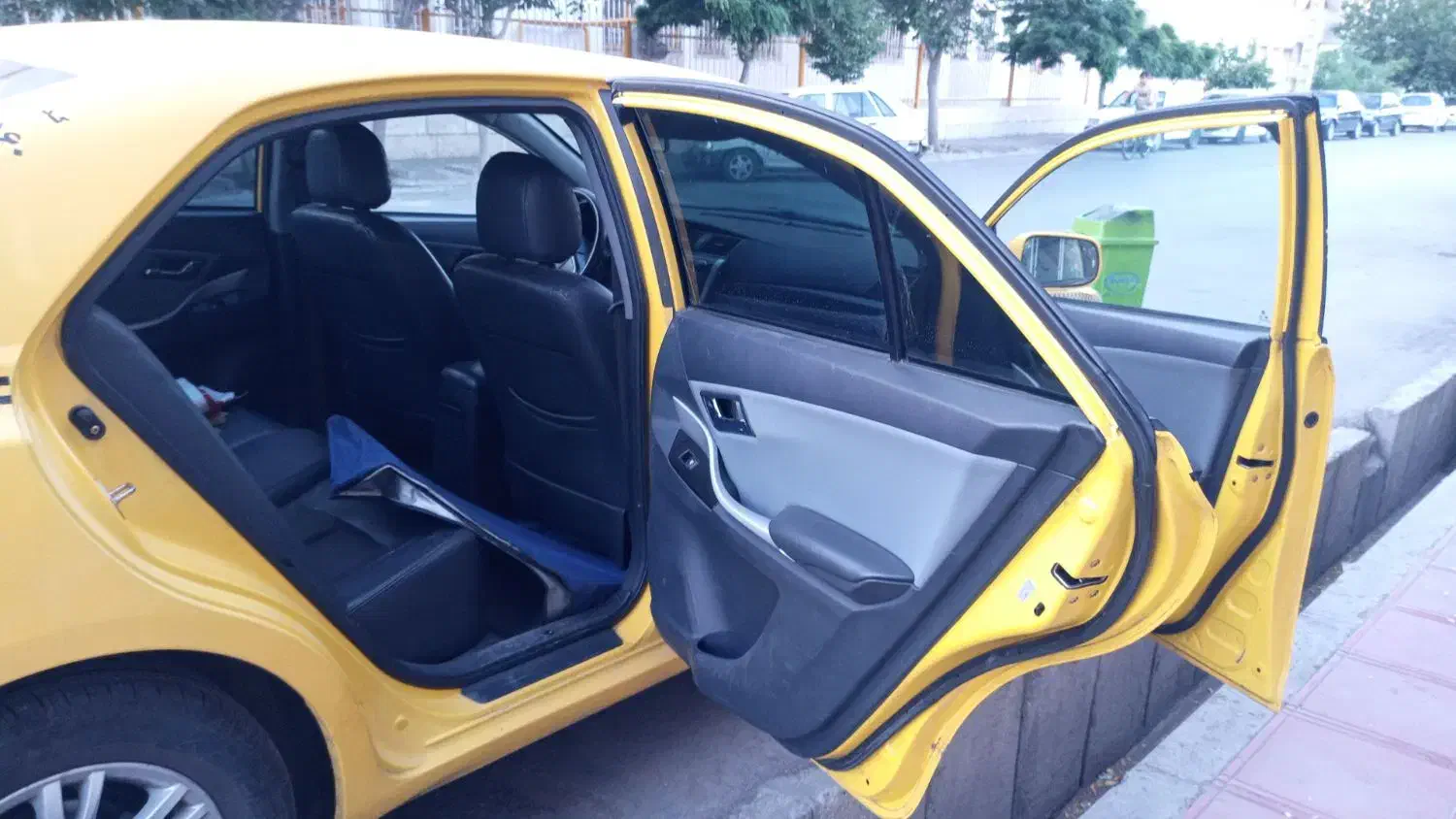 تاکسی آریو مدل 96|خودرو سواری و وانت|مشهد, الهیه|دیوار