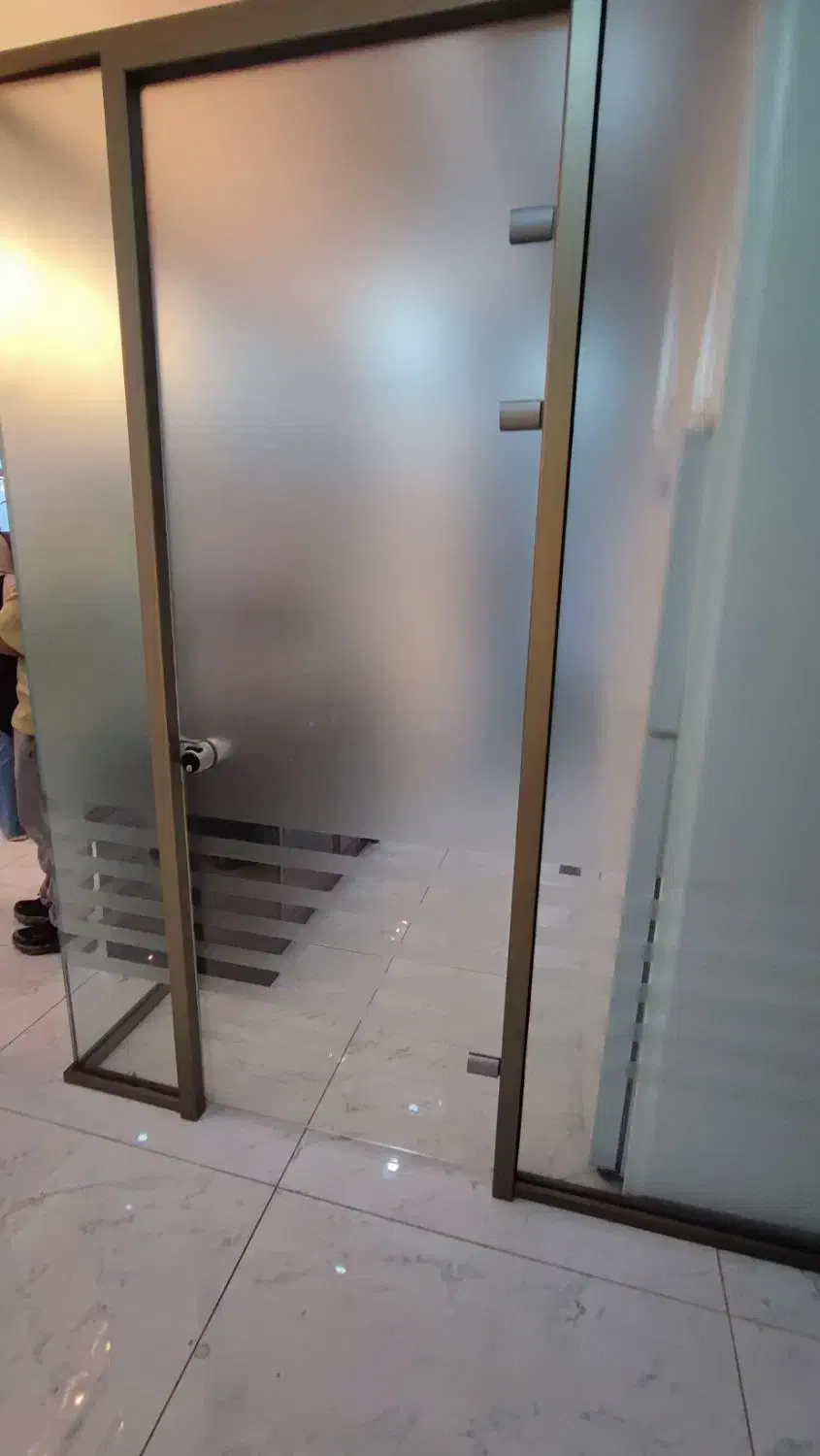 خدمات شیشه سکوریت ، کرکره ، توری|خدمات پیشه و مهارت|شیراز, میانرود|دیوار