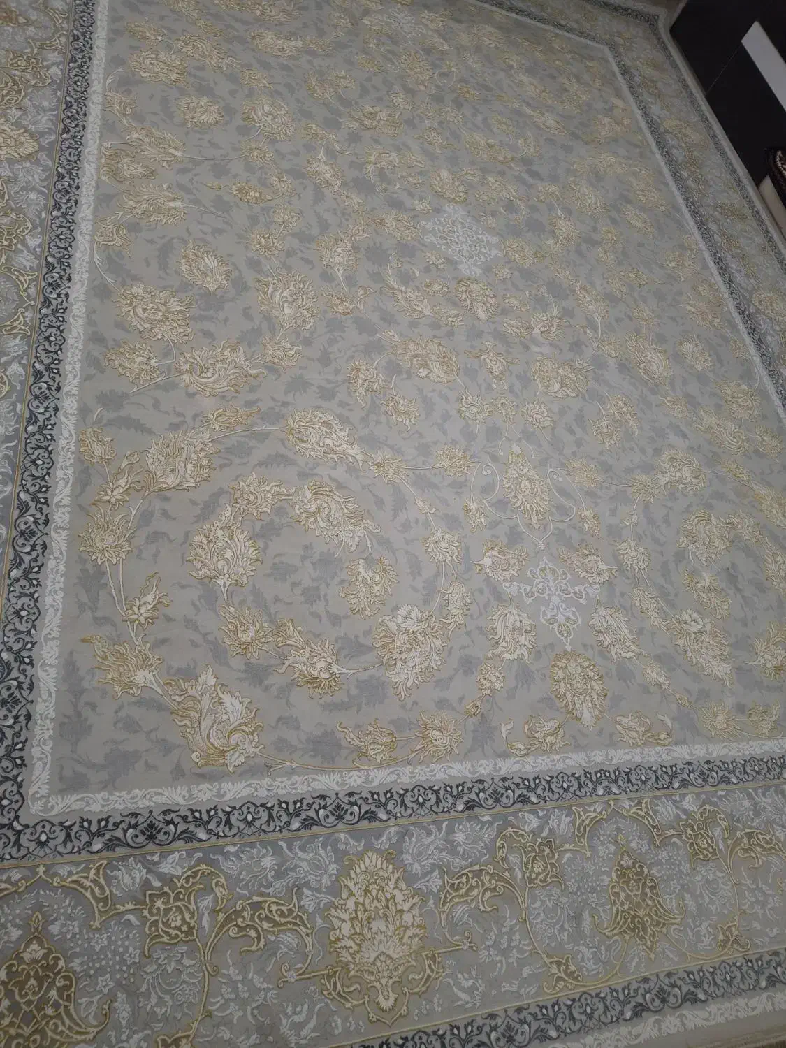 قالی ۱۲متری در حد نو|فرش|یزد, |دیوار