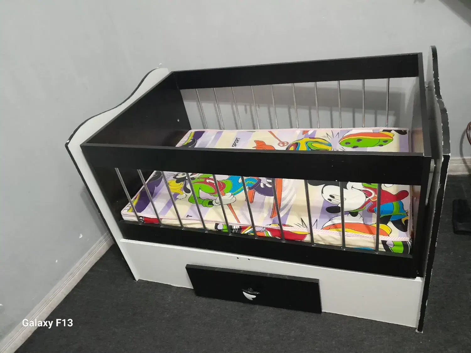 تختخواب چوبی گهواره ای|تخت و سرویس خواب|تربت‌حیدریه, یحیی آباد|دیوار