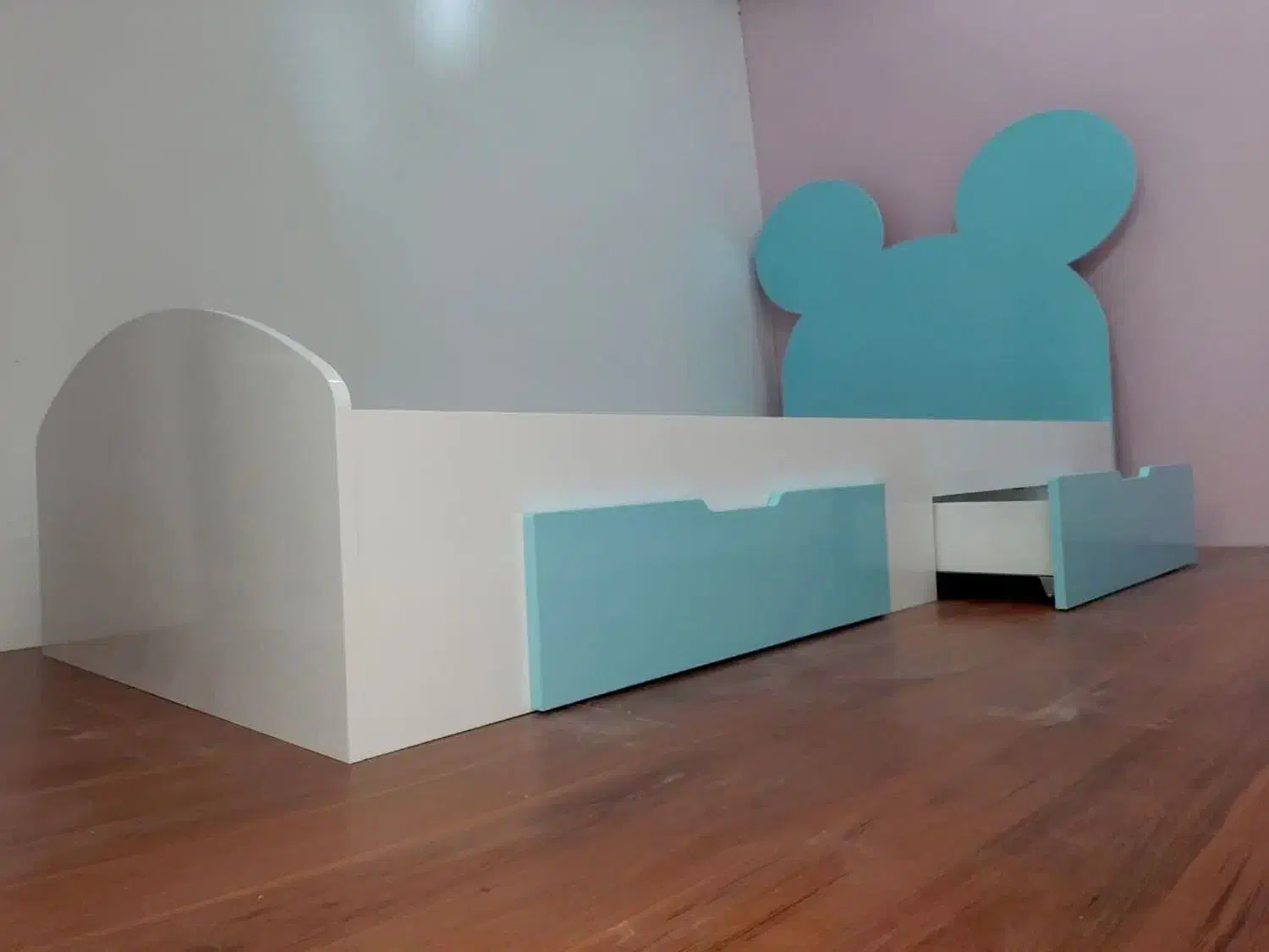 تخت نوجوان میکی موس|تخت و سرویس خواب|تهران, صادقیه|دیوار