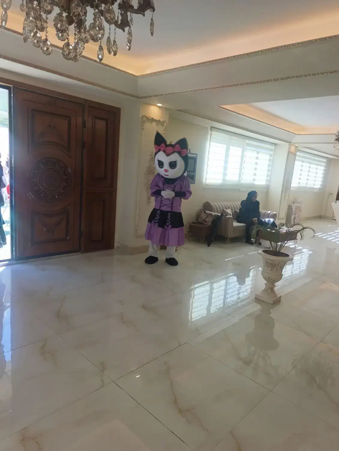 اجرای تخصصی تنپوش خانم واقا بازیگر حرفه ای|خدمات پذیرایی، مراسم|تبریز, |دیوار