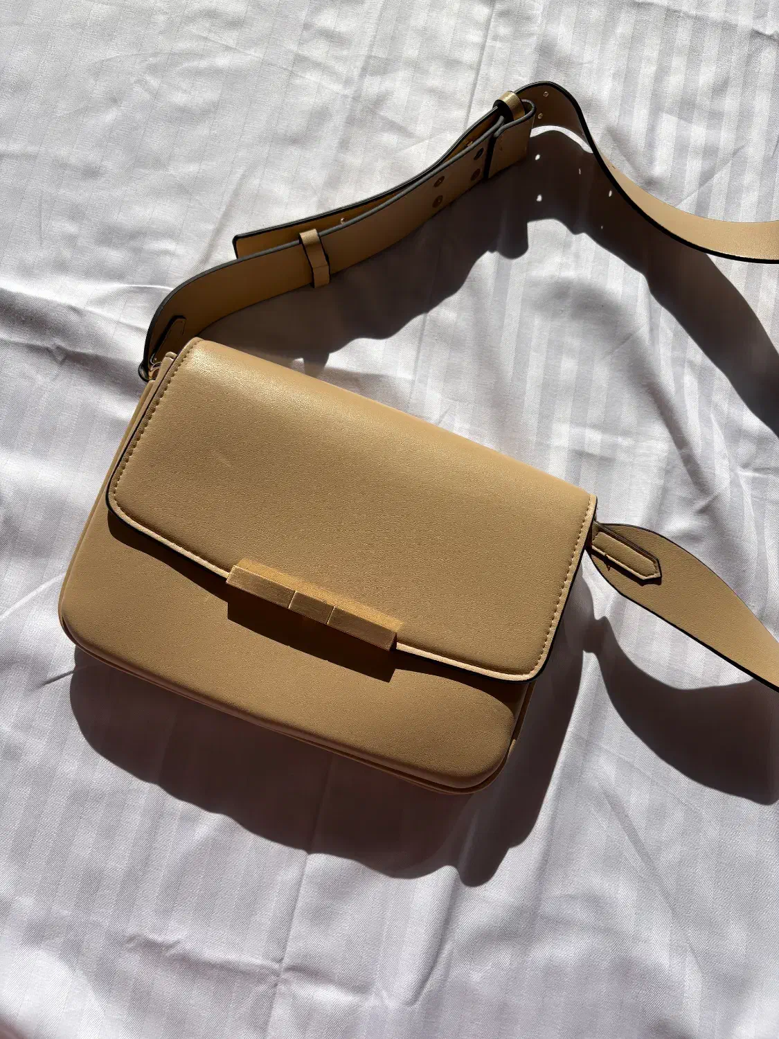 لباس|لباس|بندر انزلی, ناسیونال|دیوار