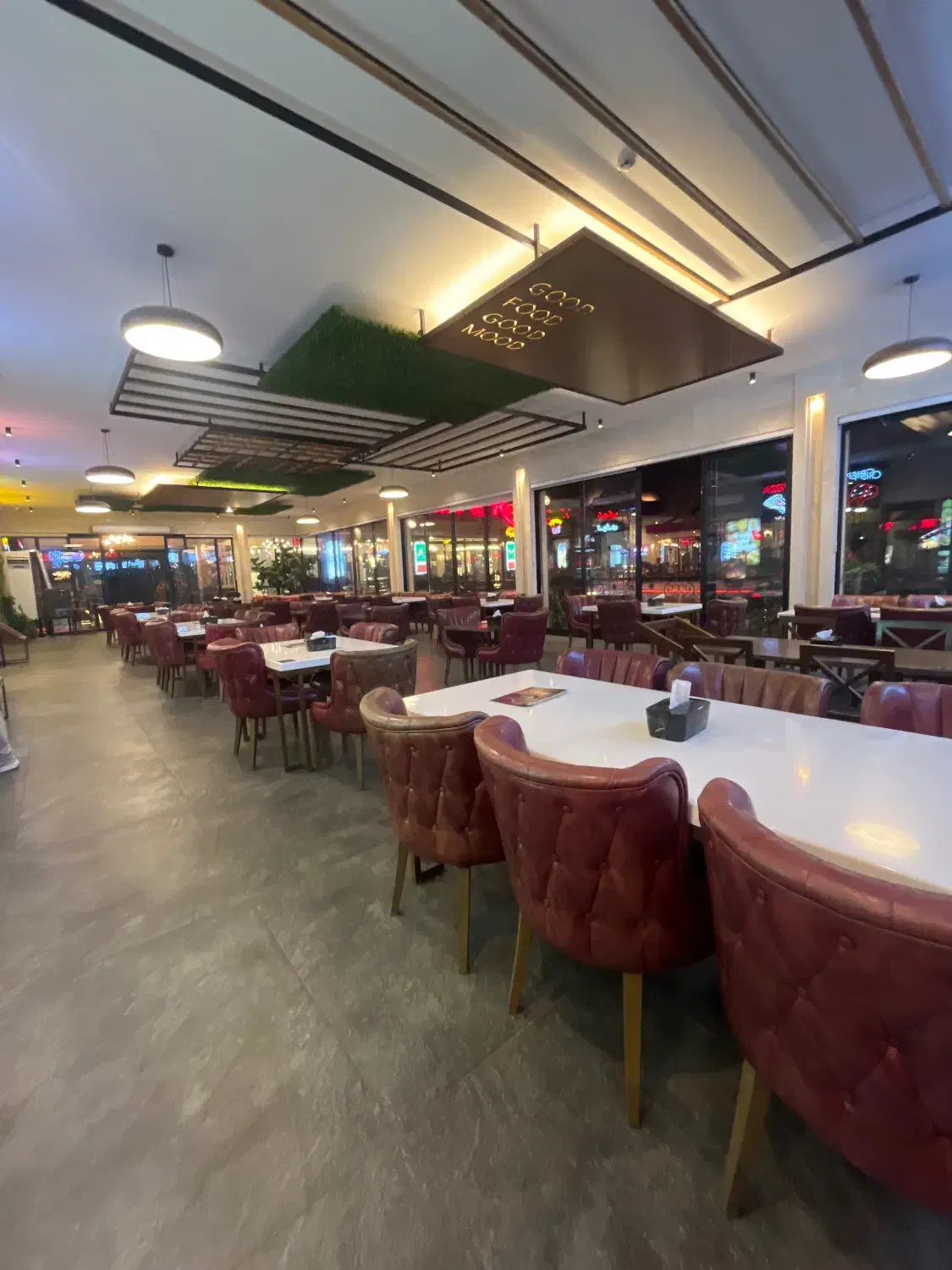 میان دار|استخدام خدمات فروشگاه و رستوران|بندر انزلی, پردیس|دیوار