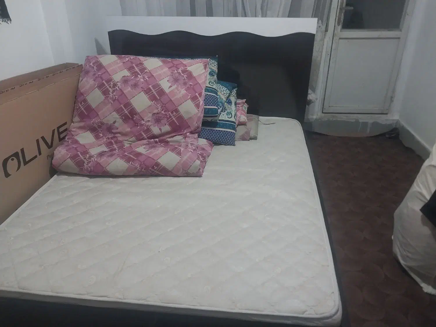 تخت دونفره|تخت و سرویس خواب|قائن, |دیوار