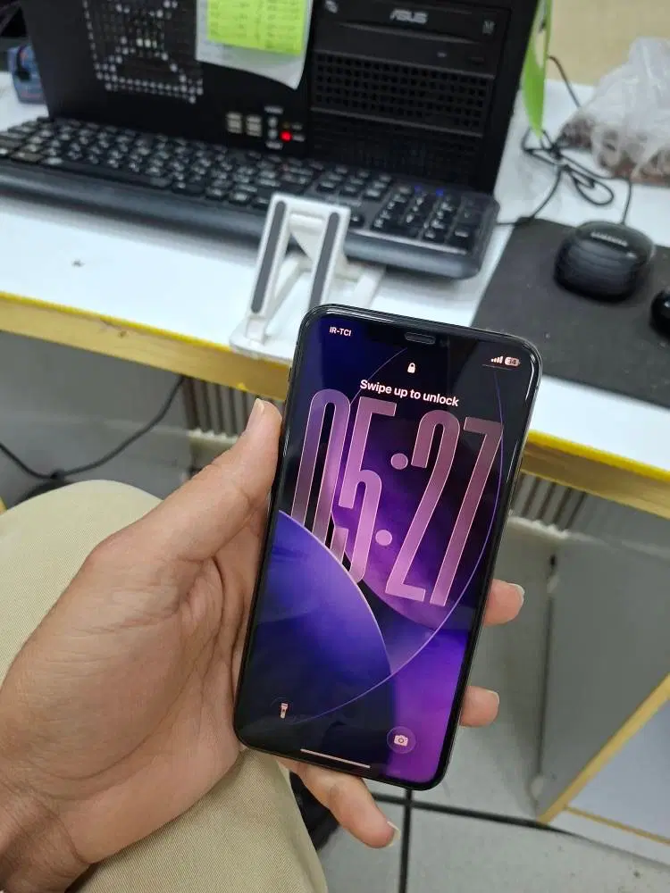 iPhone 11 Pro Max|موبایل|ایلام, |دیوار
