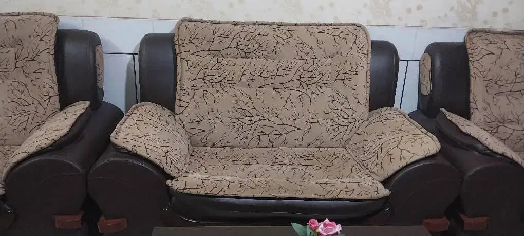 مبل راحتی هفت نفره|مبلمان خانگی و میز عسلی|لنجان, |دیوار