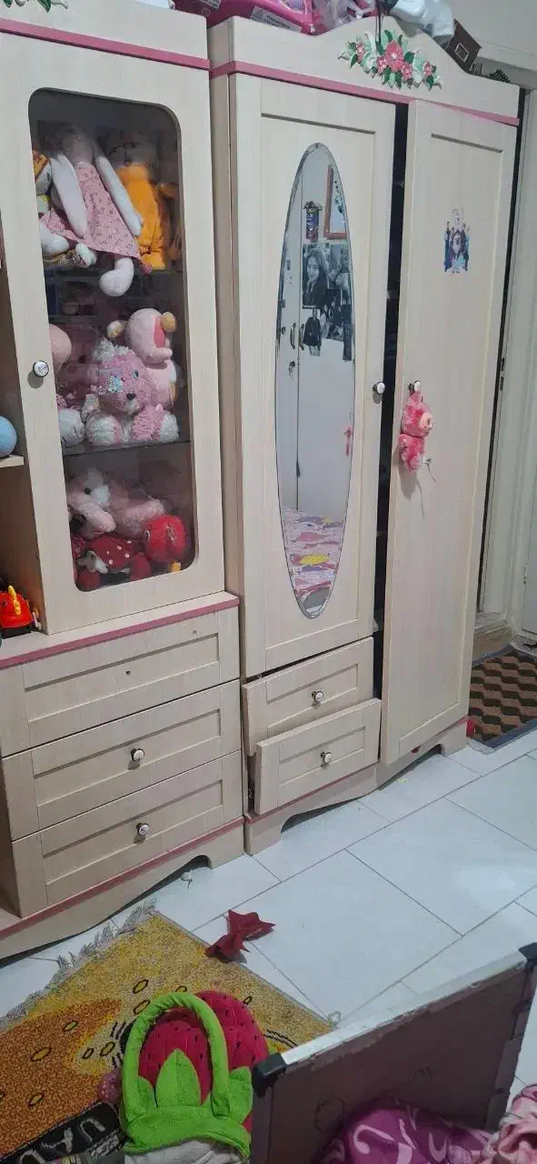 بوفه، کمد و کشو و تخت کودک. تخت نوجوان. میز تحریر|تخت و سرویس خواب|اسلامشهر, مظفریه|دیوار