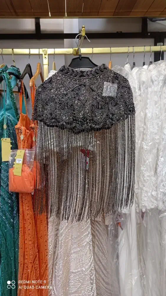 رودوشی سوسنگرد|لباس|سوسنگرد, |دیوار