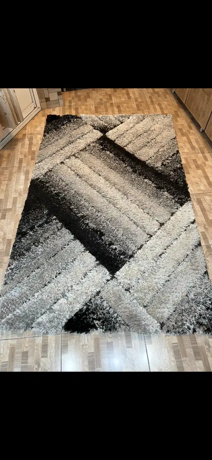 سه تا فرش ۴ متری هر کدام ۲میلیون|فرش|رشت, سیا اسطلخ|دیوار