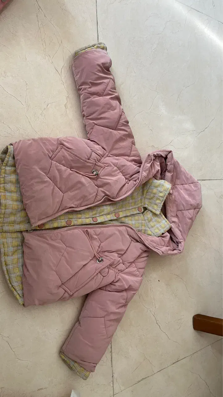 کاپشن و لباس کودک|کفش و لباس بچه|بابلسر, |دیوار