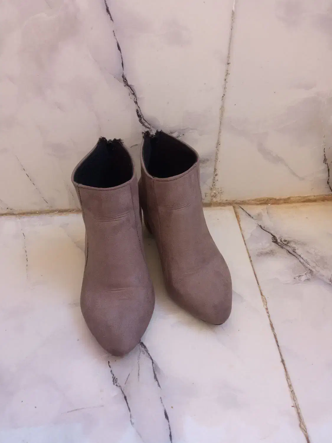 نیم بوت|کیف، کفش، کمربند|ارومیه, |دیوار