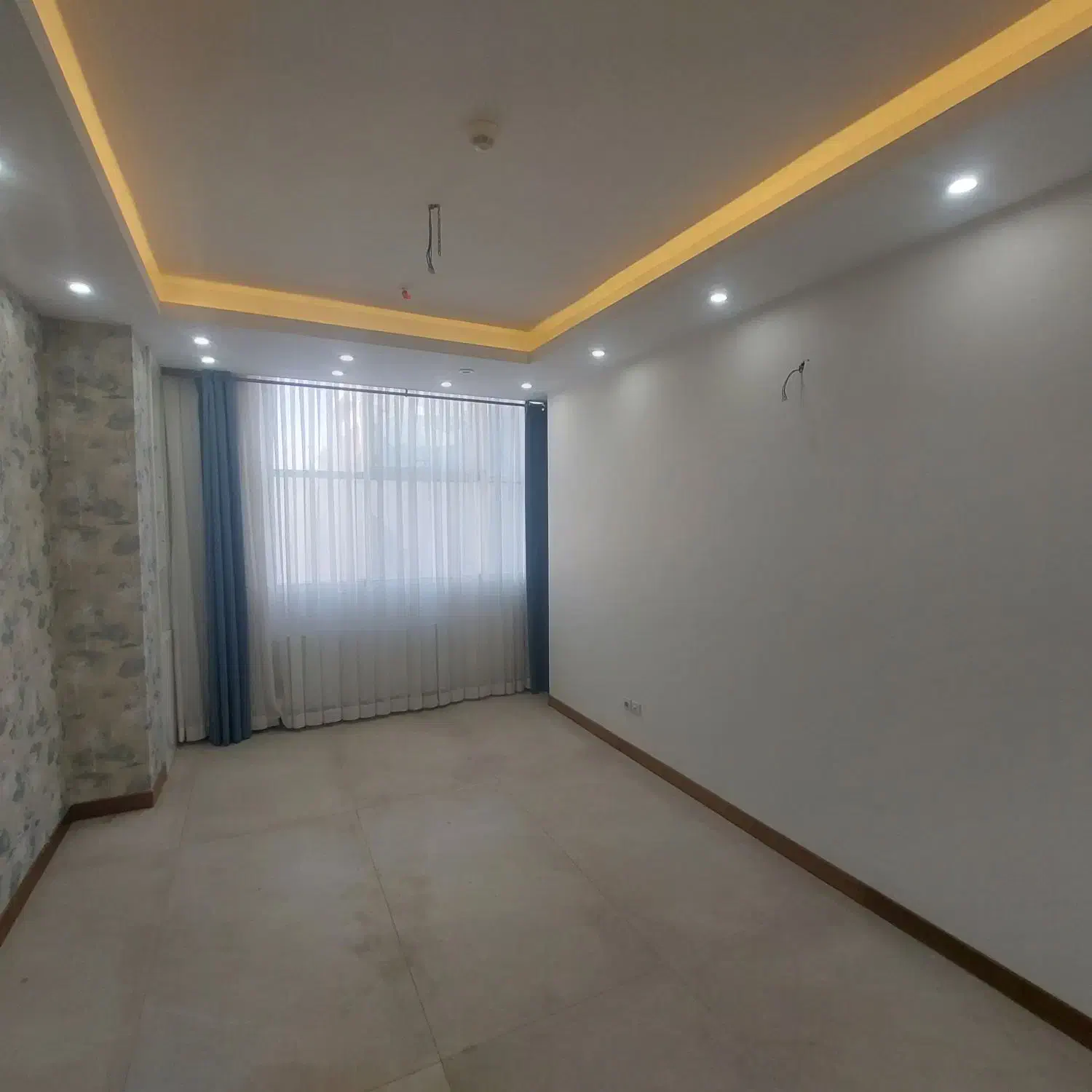 فروش ومعاوضه آپارتمان۱۸۰متری بلوارآیینه خانه/صفر|فروش آپارتمان|اصفهان, باغ زرشک|دیوار