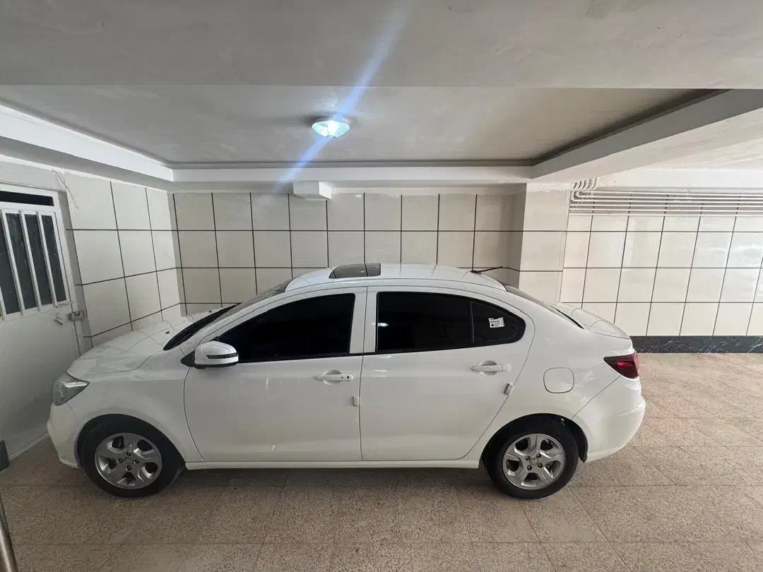 شاهین سانروف دار مدل ۴۰۳|خودرو سواری و وانت|قزوین, |دیوار