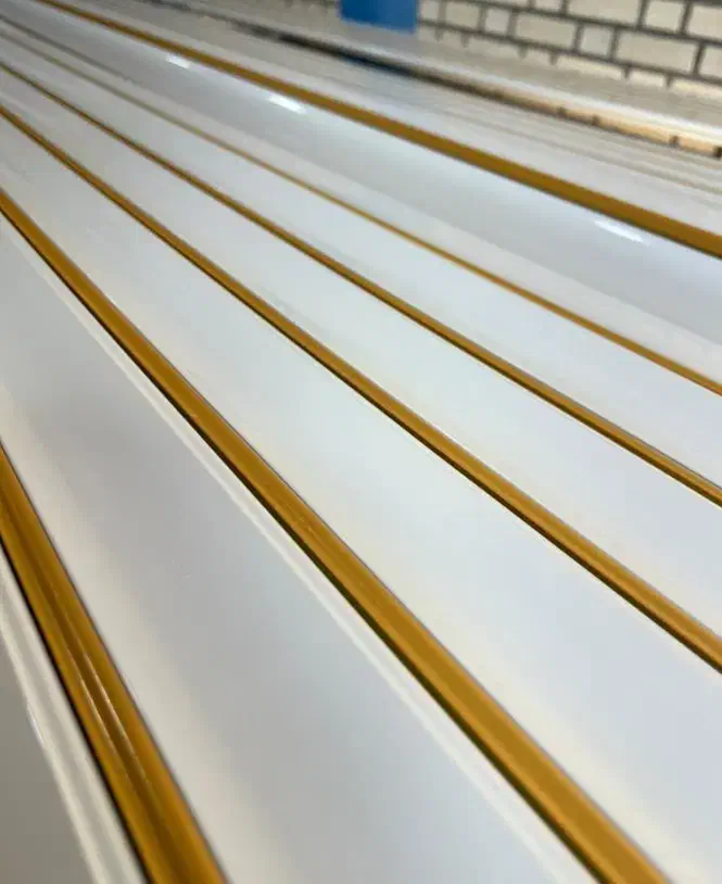 نصب و تعمیرات شیشه سکوریت و کرکره برقی|خدمات پیشه و مهارت|رشت, چمارسرا|دیوار