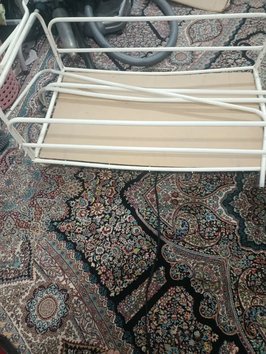 گهواره نوزاد|تخت و صندلی بچه|هیرمند, |دیوار