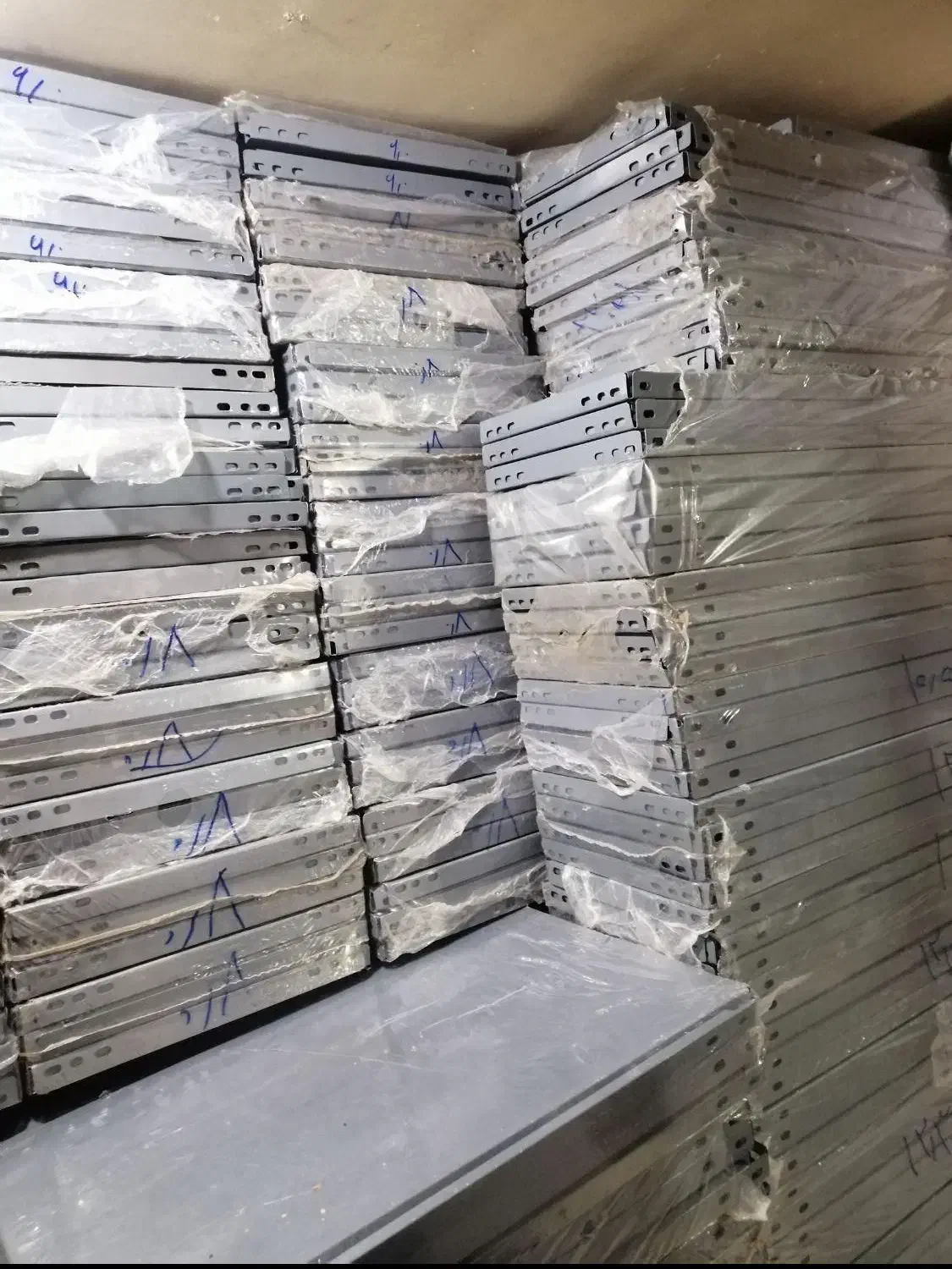 قفسه مشبک طوسی|فروشگاه و مغازه|اهواز, پردیس|دیوار