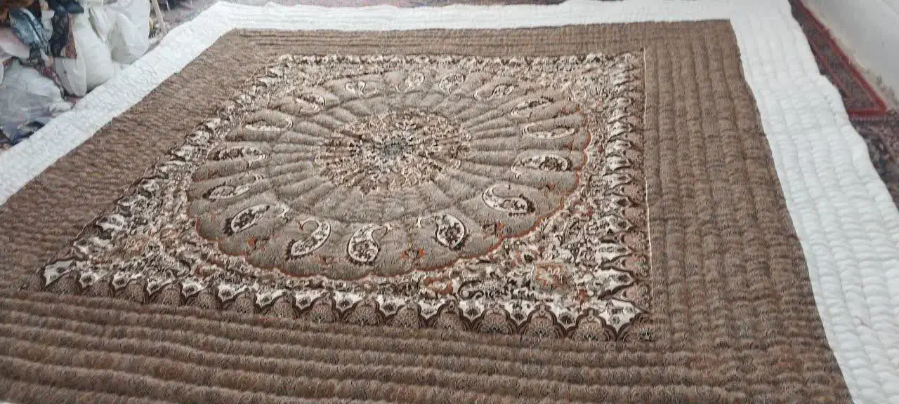 لحاف کرسی|رختخواب، بالش، پتو|قائن, |دیوار