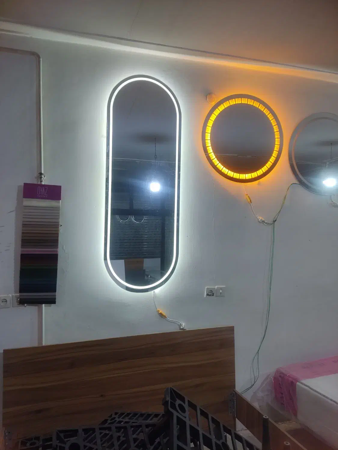 آینه قدی و گرد|آینه|کرمانشاه, |دیوار