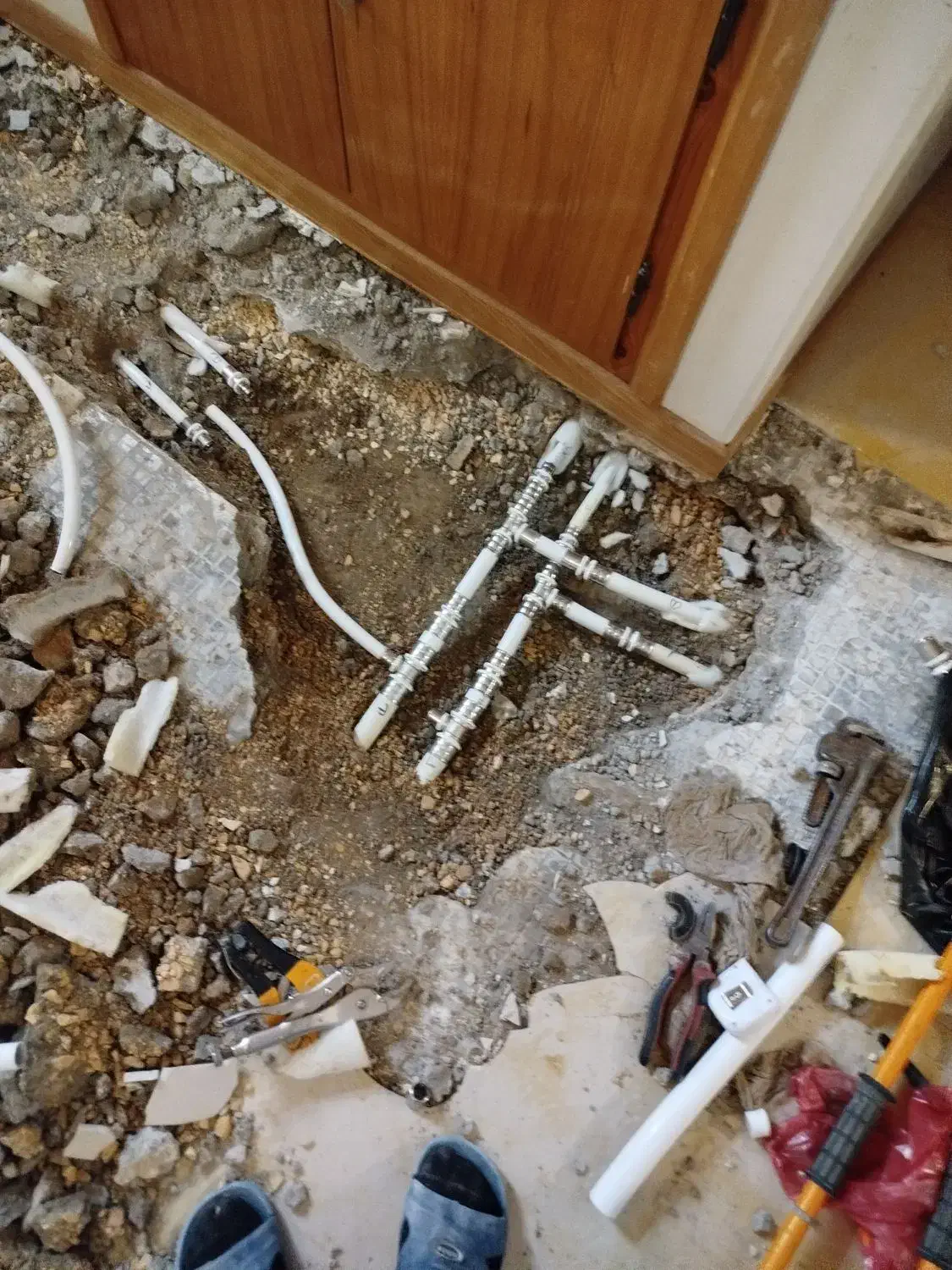 لوله کش آب فاضلاب در سراسر شیراز|خدمات پیشه و مهارت|شیراز, اصلاح‌نژاد|دیوار