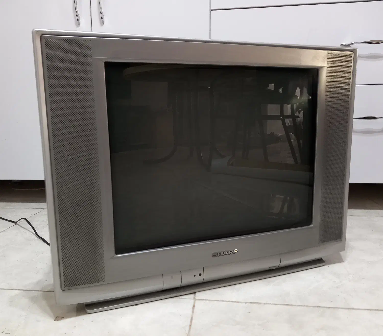 تلویزیون 21 اینچ|تلویزیون و پروژکتور|شیراز, سیلو|دیوار