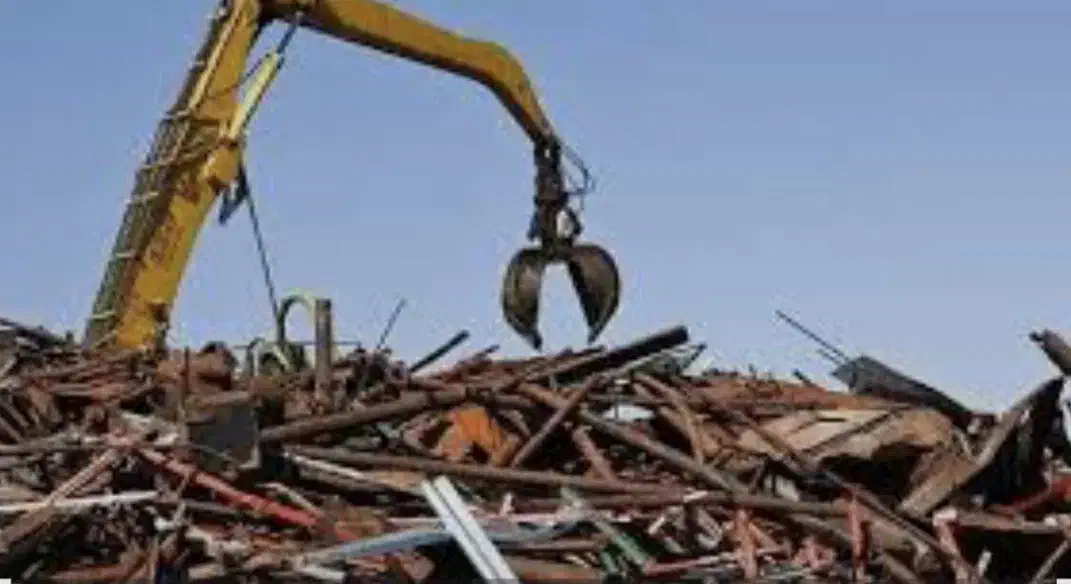 خریدار انواع ضایعات فلزی و غیر فلزی از محل شما|خدمات پیشه و مهارت|تنکابن, |دیوار