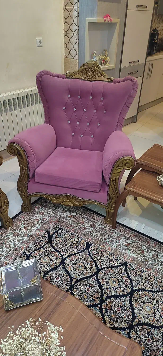 مبل7نفره چوبی|مبلمان خانگی و میز عسلی|قائم‌شهر, |دیوار