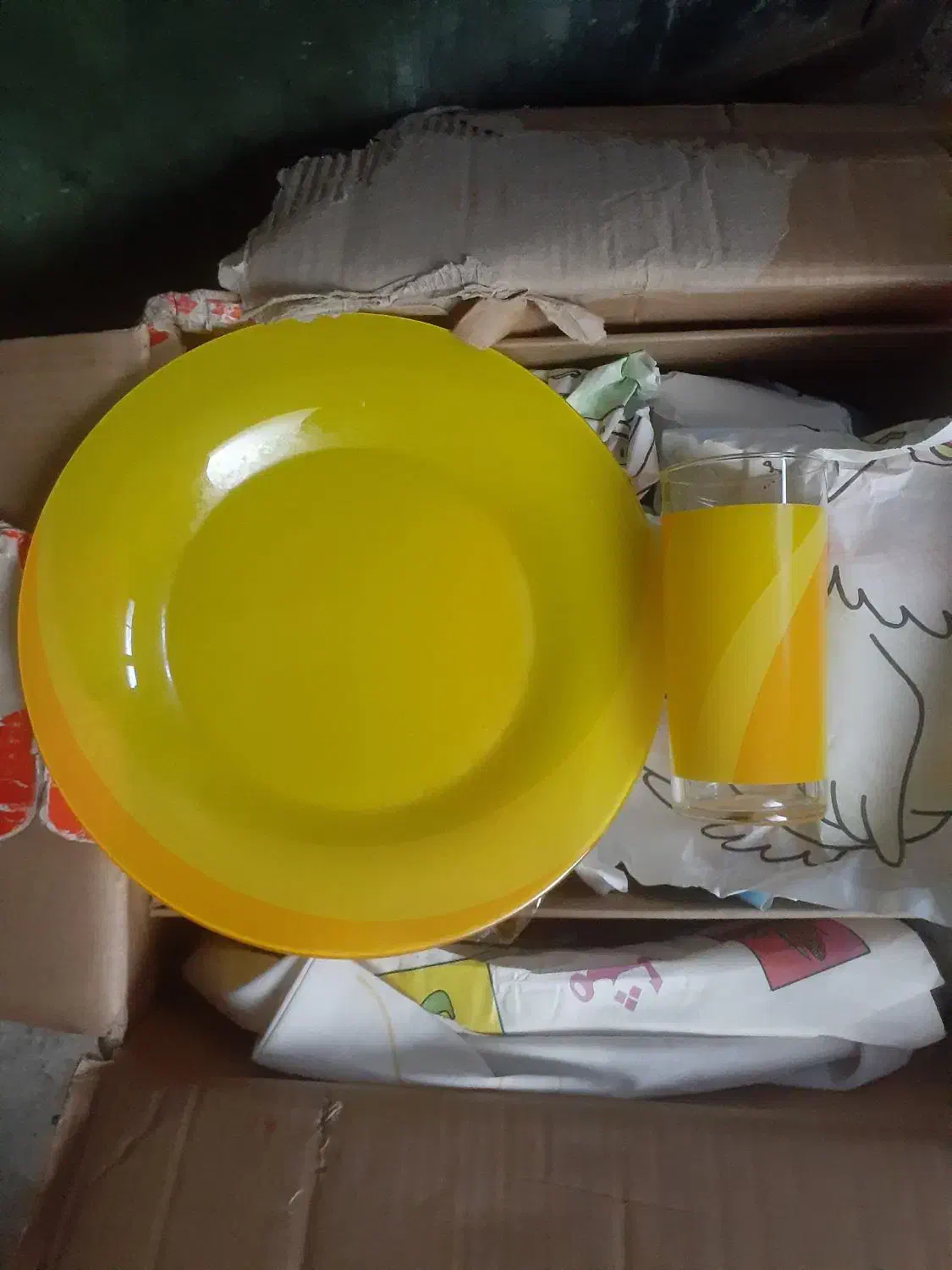 لومینارک اصل ارکوپال فانتزی|ظروف سرو و پذیرایی|پردیس, فاز ۳|دیوار