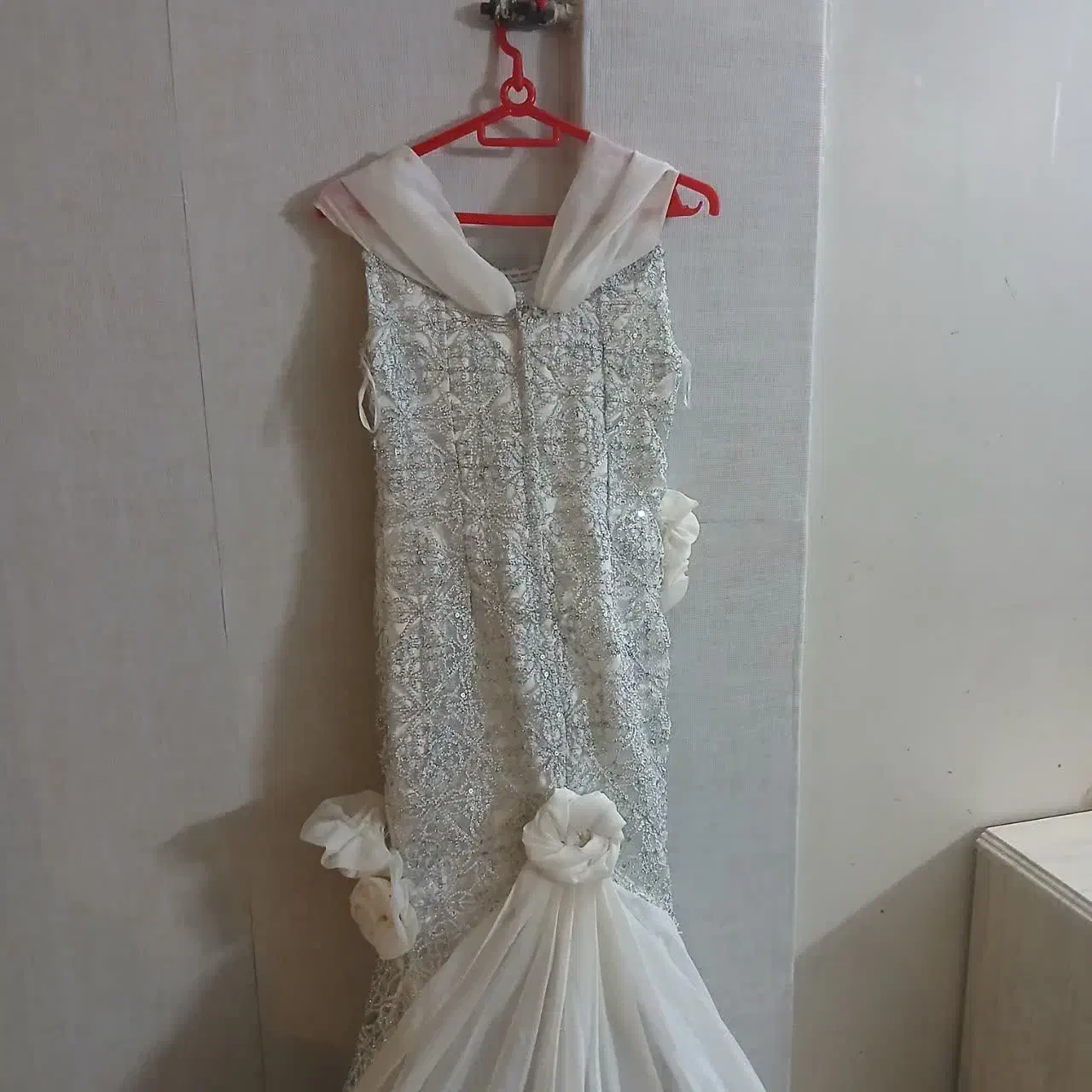 لباس عروس لباس نامزدی لباس شب سایز ۴۰|لباس|تهران, افسریه جنوبی|دیوار