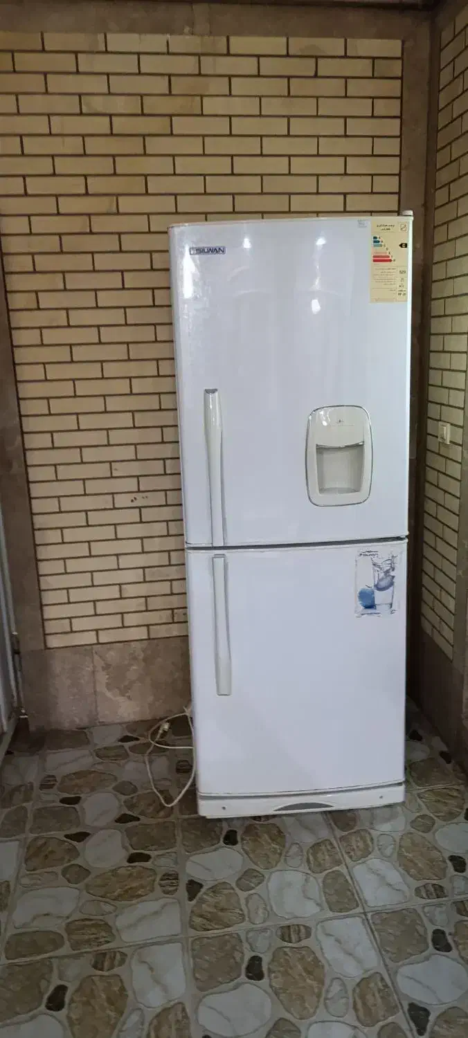 یخچال سالم|یخچال و فریزر|آران و بیدگل, |دیوار