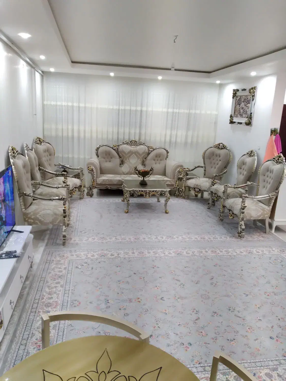 مبل سلطنتی|مبلمان خانگی و میز عسلی|اراک, |دیوار