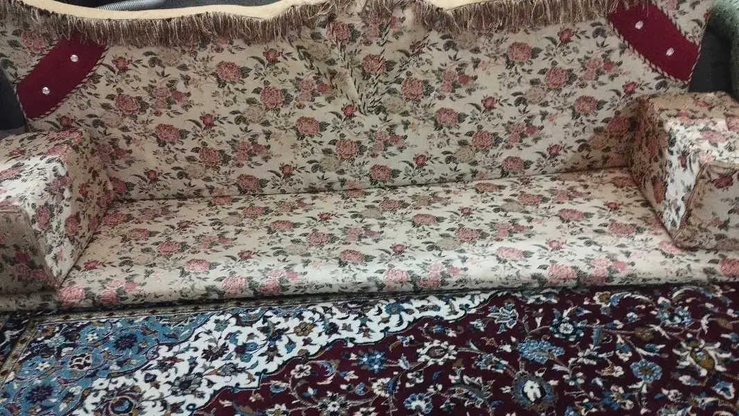 پشتی خلیجی عربی|پشتی|پرند, فاز ۶|دیوار