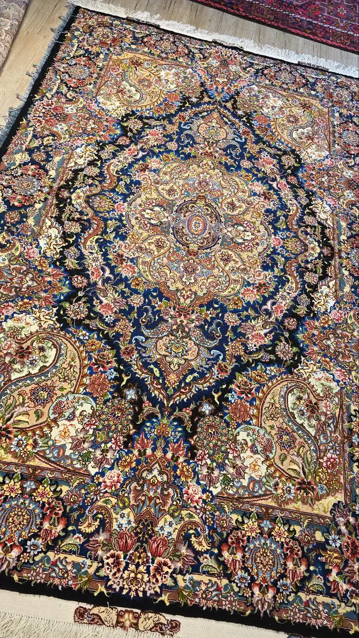 اعلاابافت خاص سالاری ۴۰ رج|فرش|تبریز, |دیوار