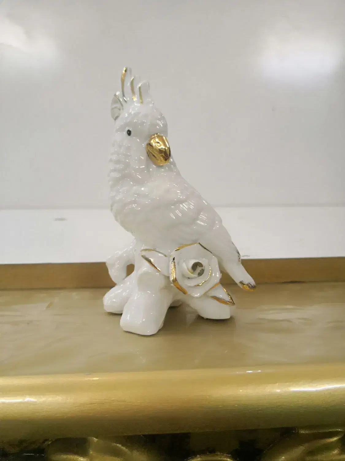 مجسمه های چینی استخوانی بیست تیکه|مجسمه، تندیس، ماکت|قم, منبع آب|دیوار