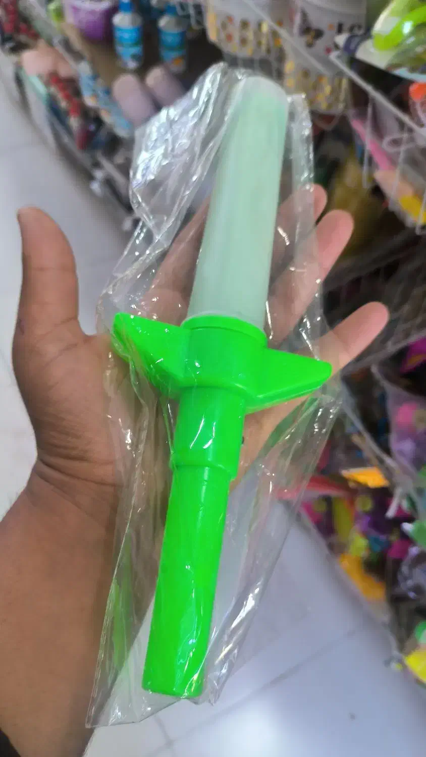 شمشیر ستارگان چراغ دار|اسباببازی|گلبهار, شهر جدید گلبهار|دیوار