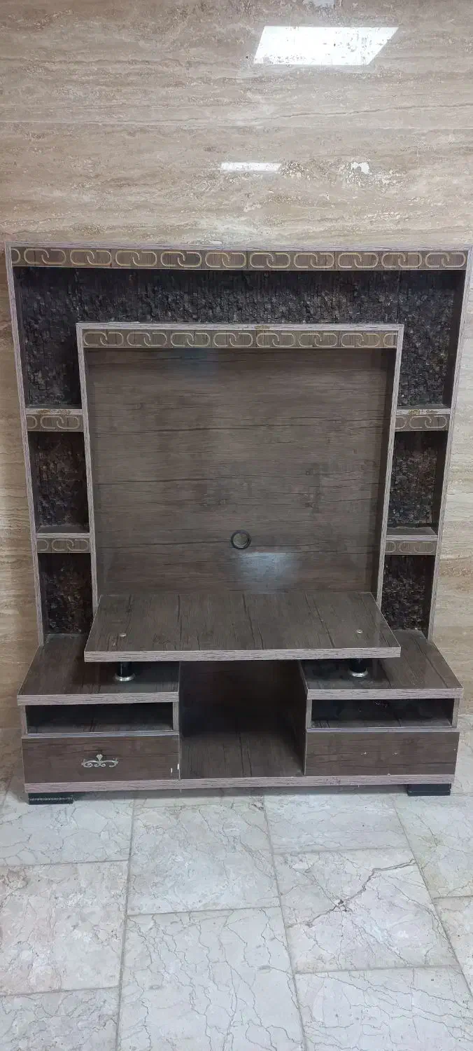 زیرتلویزون در حد نو طرح چوب|میز تلویزیون|گرمی, |دیوار